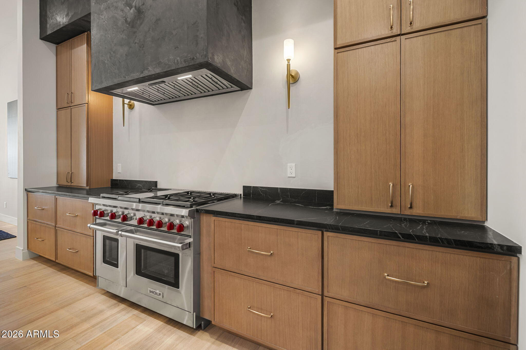 4512 North 38th Street Phoenix, AZ 85018 - Photo 6 of 35 Kitchen