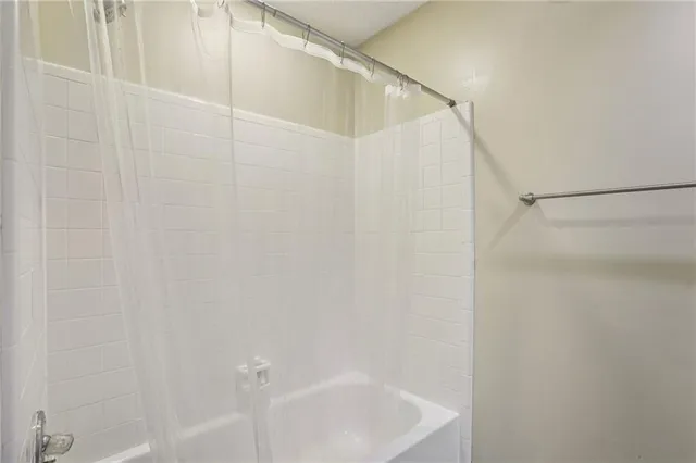 $305,000 | 208 Bainbridge Drive Northwest, Atlanta, GA 30327