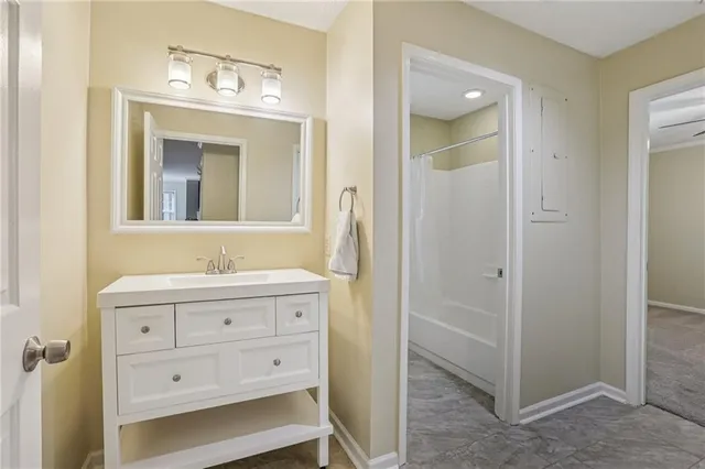 $305,000 | 208 Bainbridge Drive Northwest, Atlanta, GA 30327