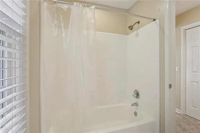 $305,000 | 208 Bainbridge Drive Northwest, Atlanta, GA 30327