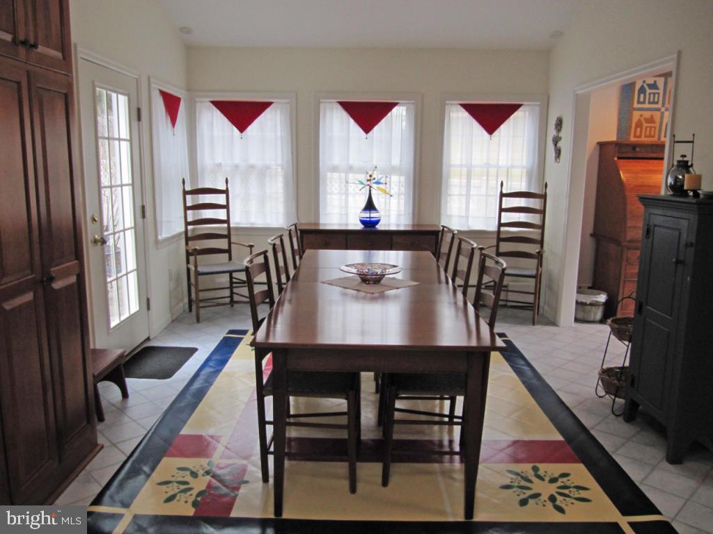 1885 Nanticoke Road Lancaster, PA 17601 - Photo 7 of 28 Gallery Image 7