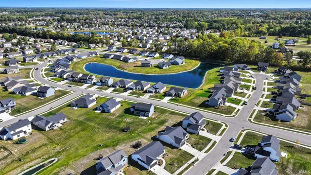 $365,000 | 15366 Brimwillow Drive, Huntertown, IN 46748