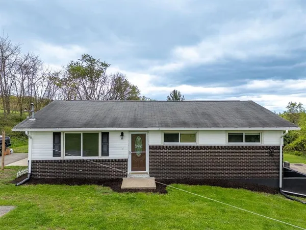 $379,900 | 775 South Ridge Road, Coal Center, PA 15423