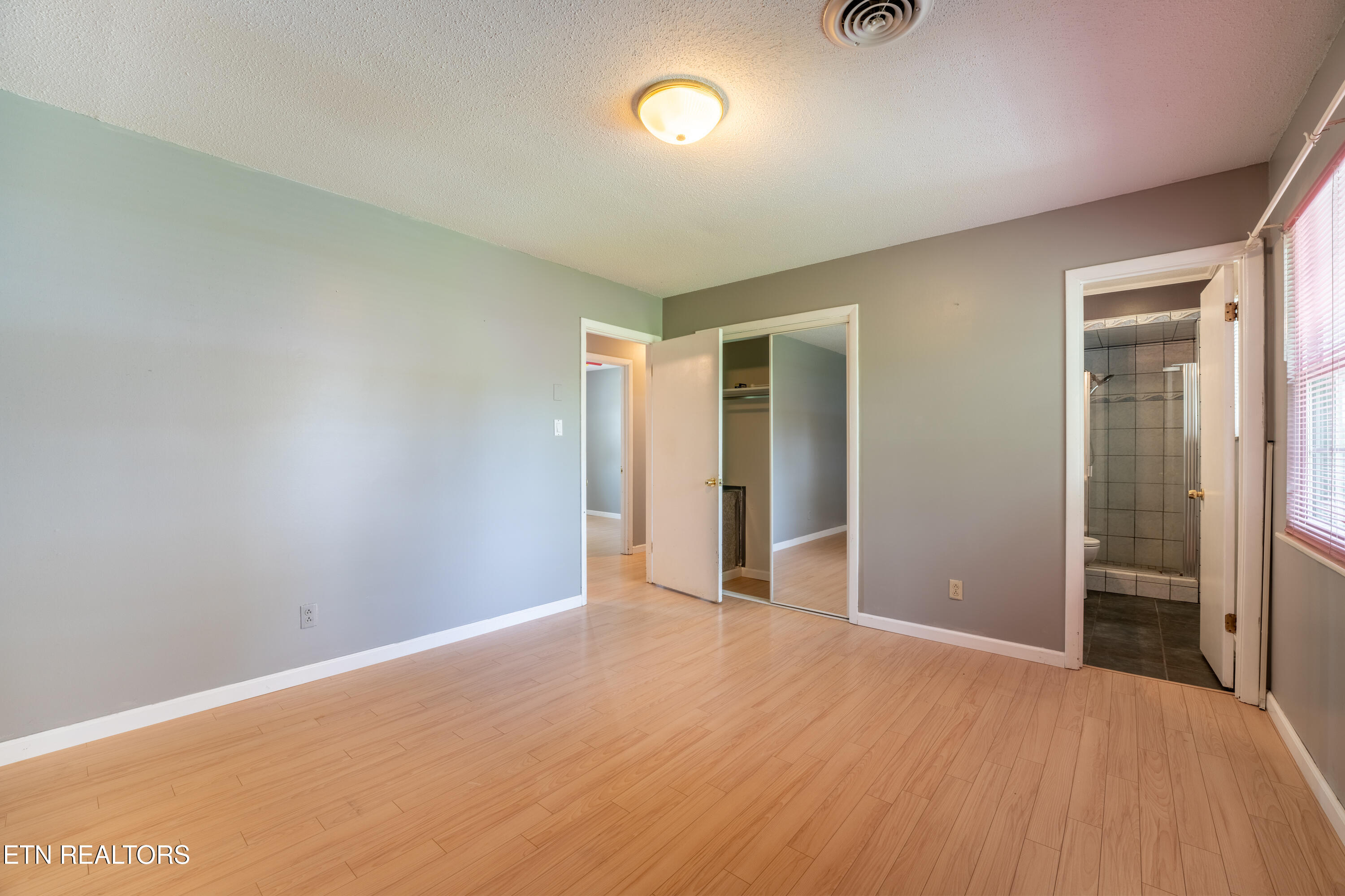 7725 Cranley Road Powell, TN 37849 - Photo 13 of 43 13