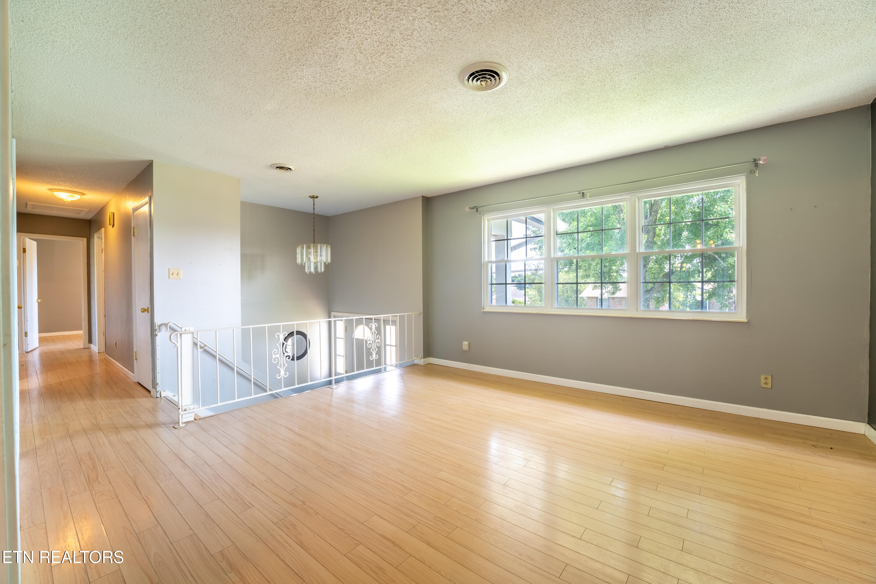 7725 Cranley Road Powell, TN 37849 - Photo 6 of 43 6