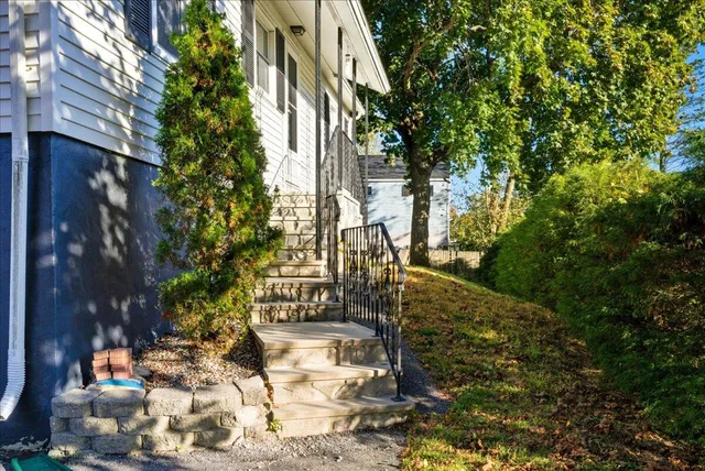 $235,000 | 15 St Croix Street, Lewiston, ME 04240