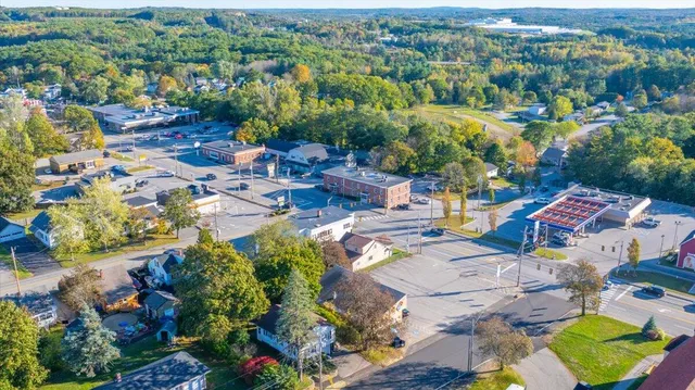 $235,000 | 15 St Croix Street, Lewiston, ME 04240