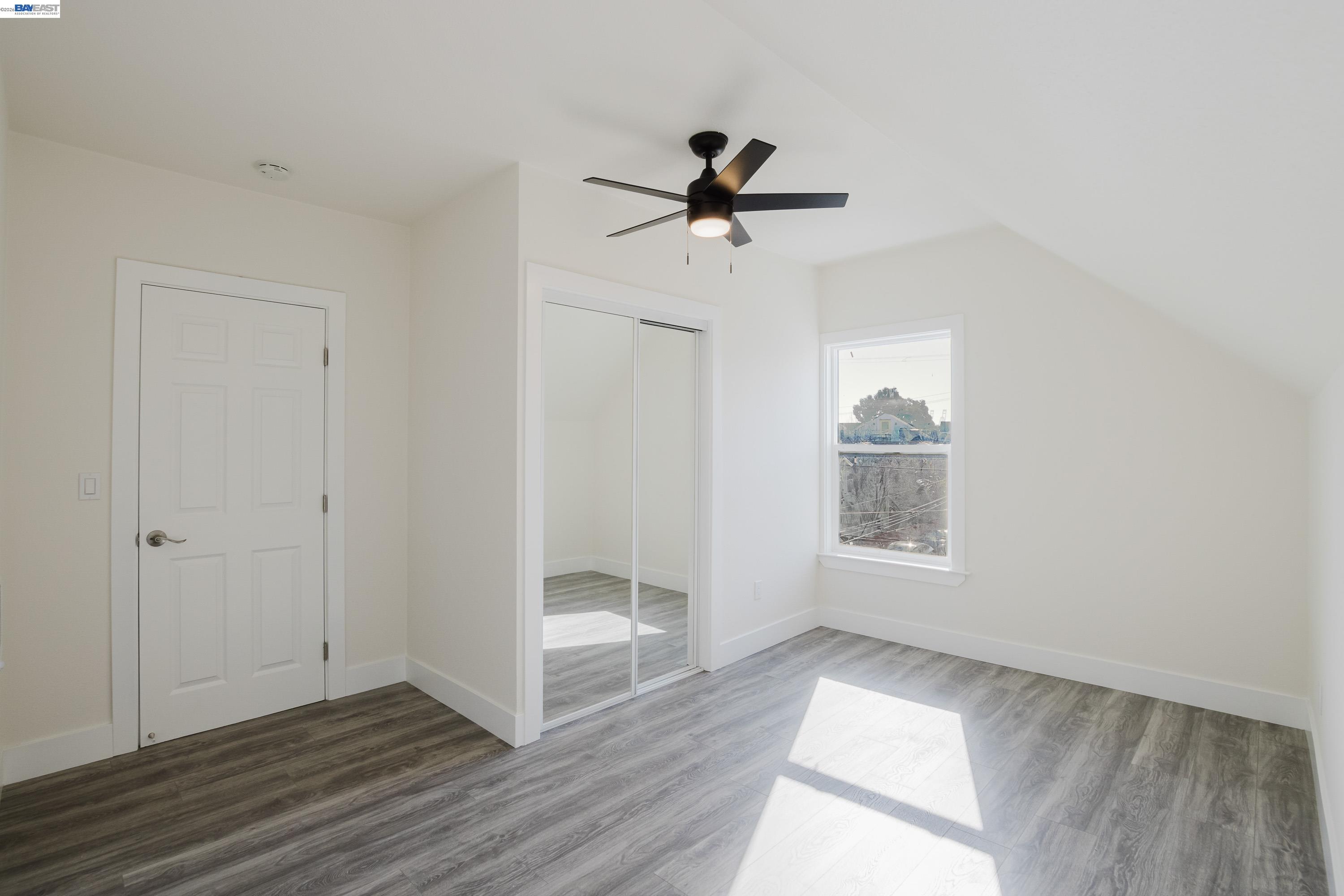 1778 8th Street Oakland, CA 94607 - Photo 2 of 35