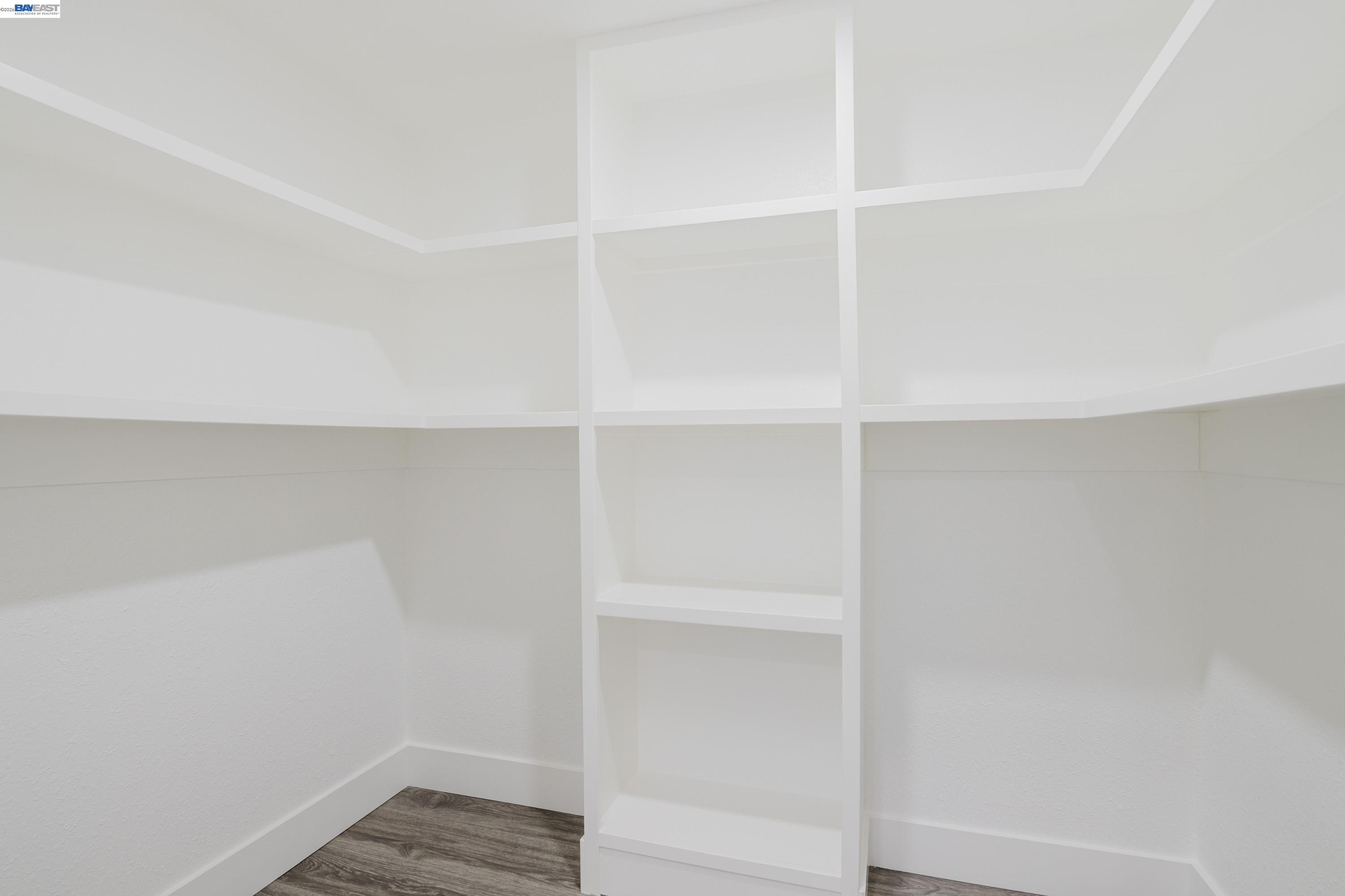 1778 8th Street Oakland, CA 94607 - Photo 8 of 35