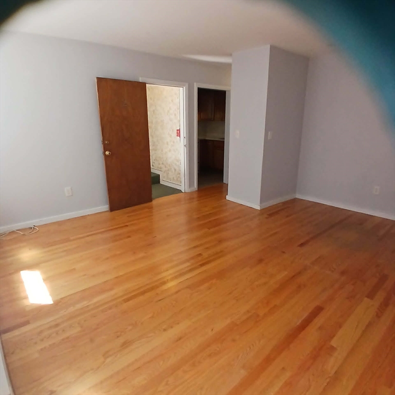 17 Cooper Street, Unit 2 Boston, MA 02113 - Photo 7 of 23