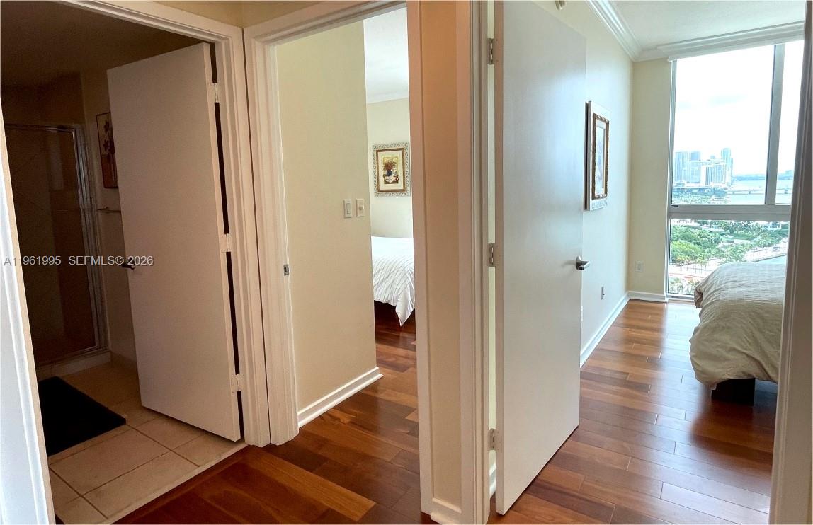 335 South Biscayne Boulevard, Unit 2212 Miami, FL 33131 - Photo 24 of 69