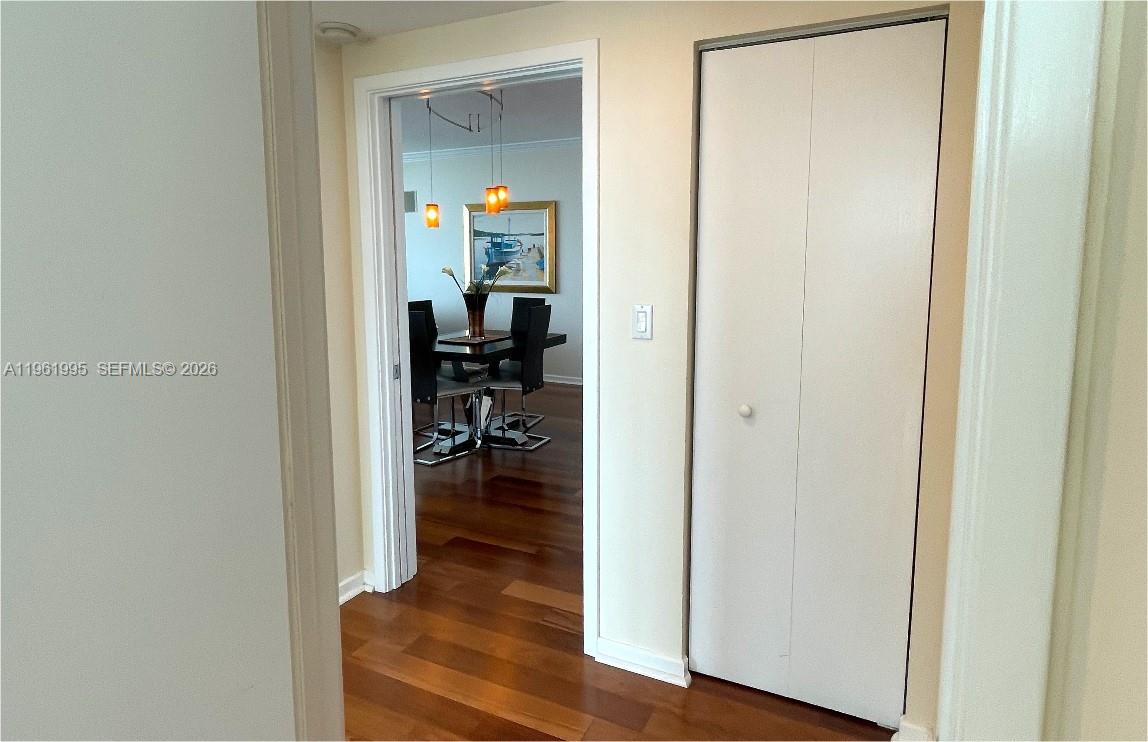 335 South Biscayne Boulevard, Unit 2212 Miami, FL 33131 - Photo 25 of 69