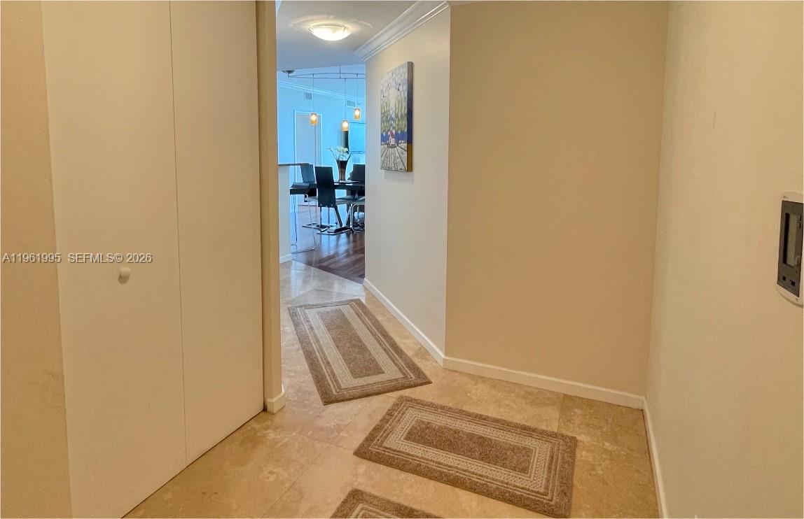 335 South Biscayne Boulevard, Unit 2212 Miami, FL 33131 - Photo 9 of 69
