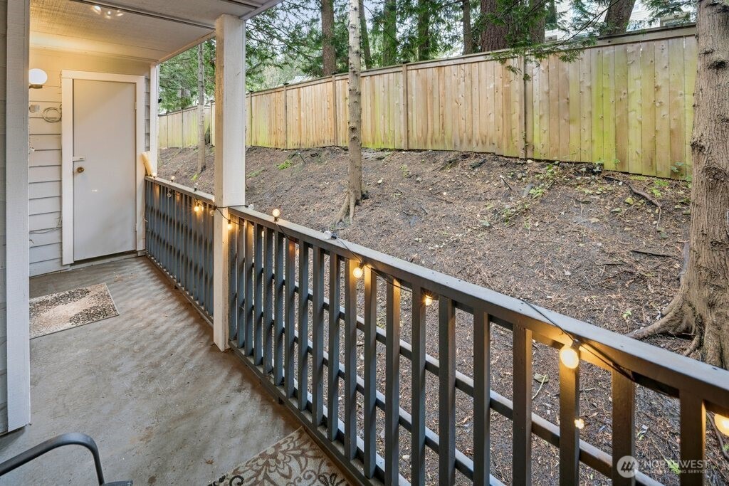 710 North 160th Street, Unit B112 Shoreline, WA 98133 - Photo 15 of 22