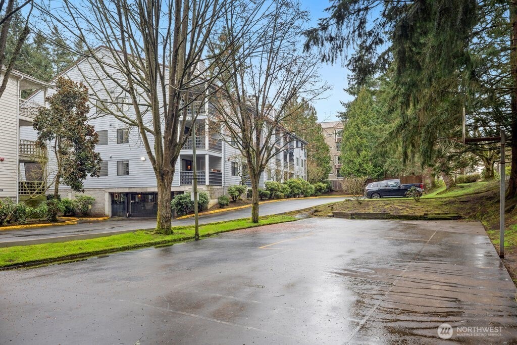 710 North 160th Street, Unit B112 Shoreline, WA 98133 - Photo 20 of 22