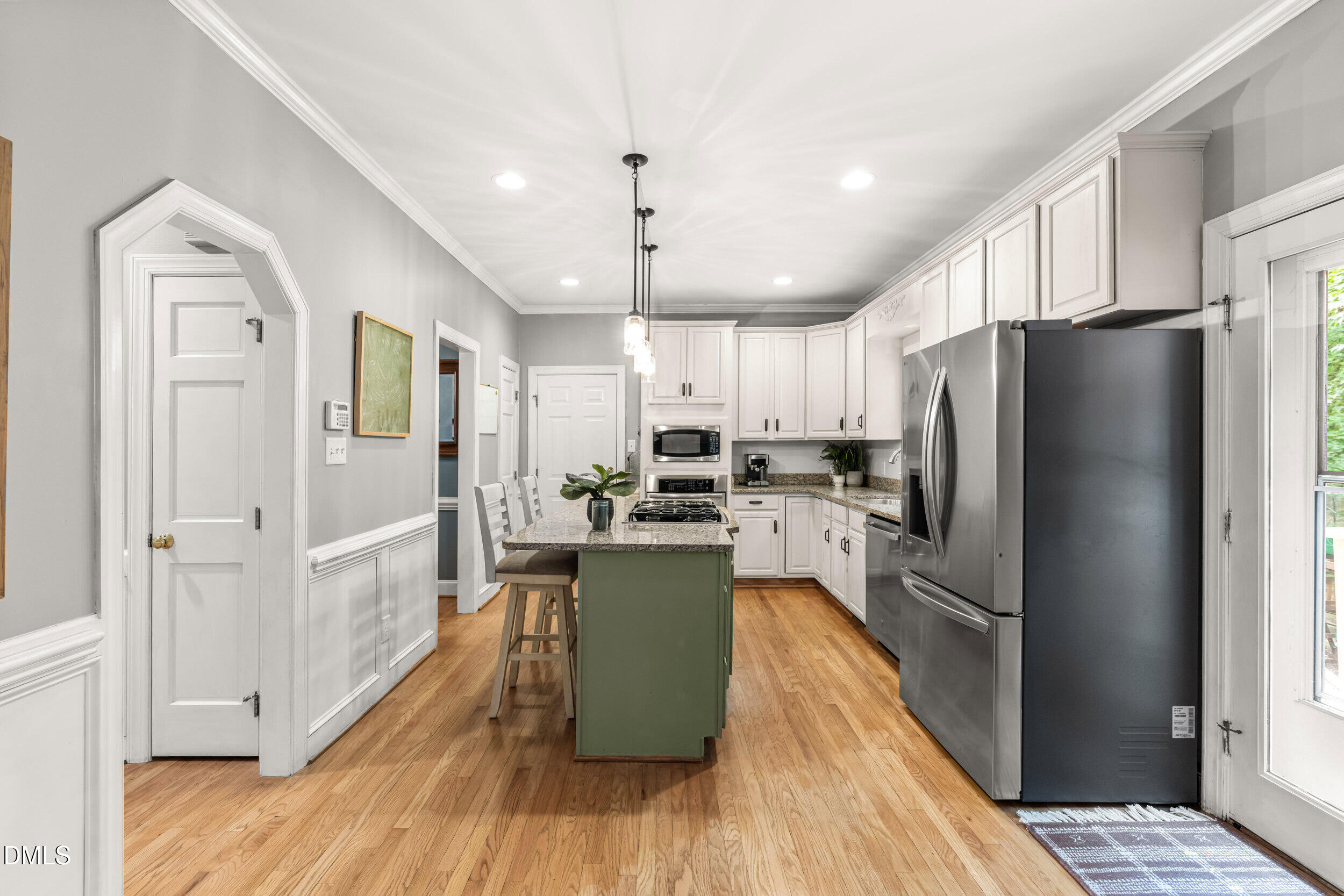 5425 North Hawthorne Way Raleigh, NC 27613 - Photo 13 of 51
