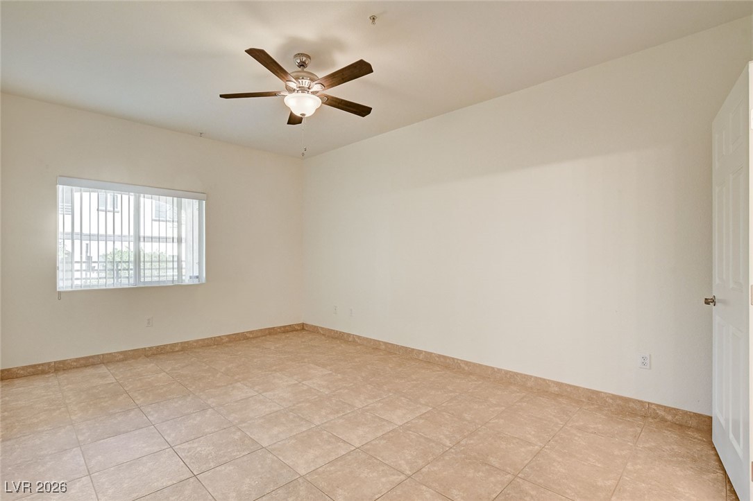 2291 West Horizon Ridge Parkway, Unit 7138 Henderson, NV 89052 - Photo 13 of 31 Oversized Primary Bedroom