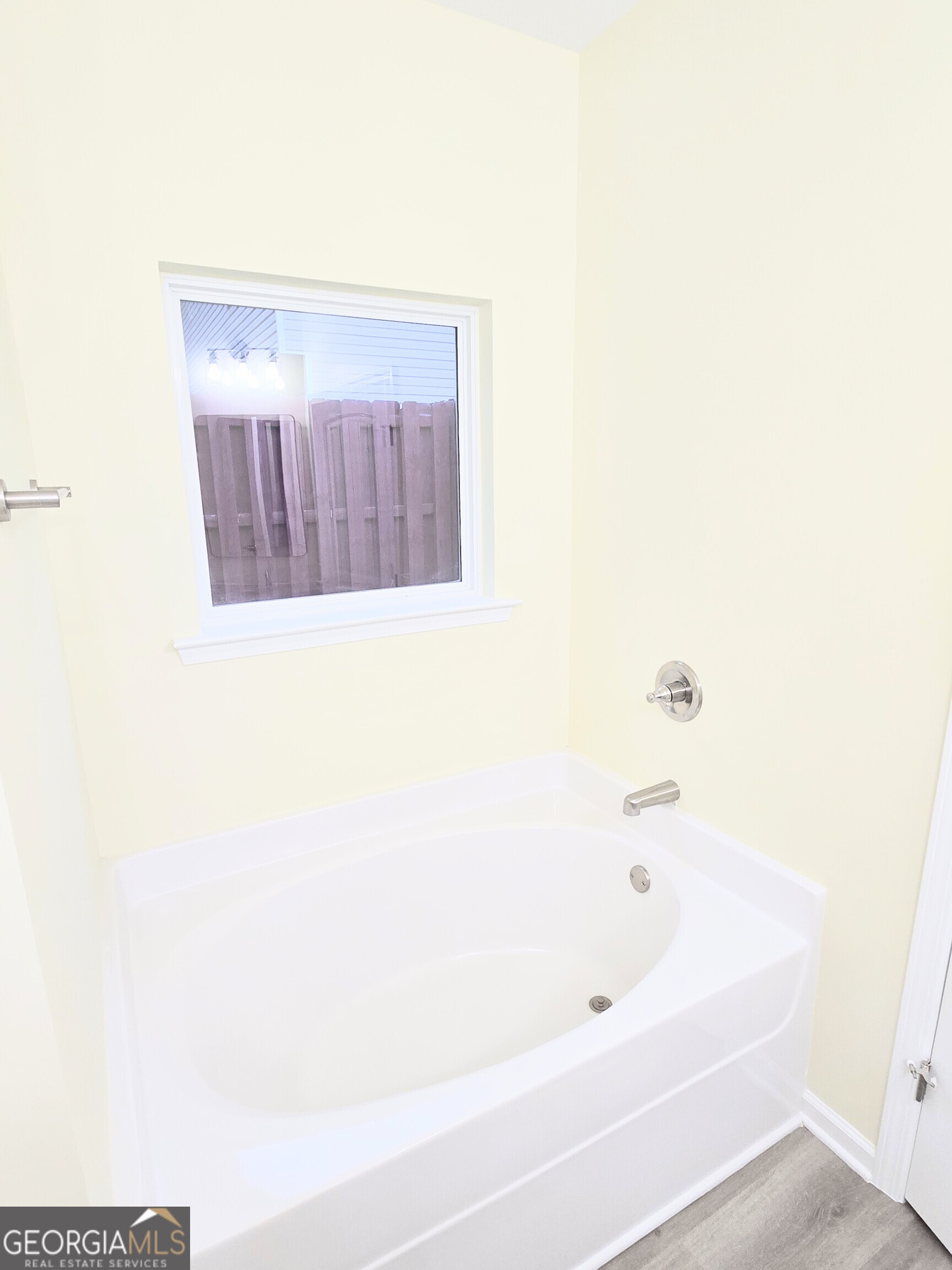 73 R C Allen Drive Columbus, GA 31907 - Photo 14 of 20 Primary Bathroom - Soaking Tub