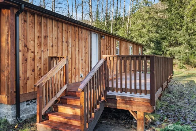a view of a wooden fence