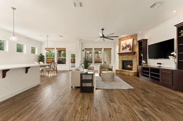 $849,000 | 5701 Cherokee Draw Road, Austin, TX 78738