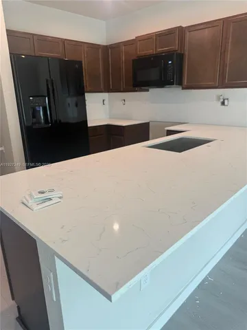 $2,700 | 1037 Northwest 5th Street, Unit 1037, Florida City, FL 33034