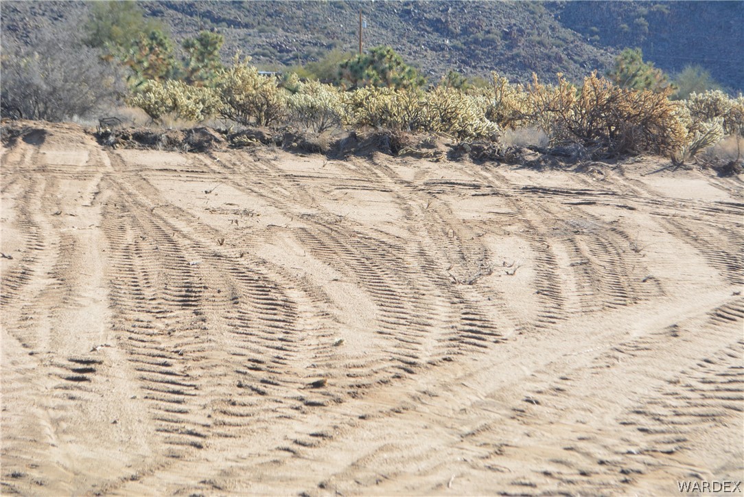 11690 Hansen Road Yucca, AZ 86438 - Photo 31 of 68