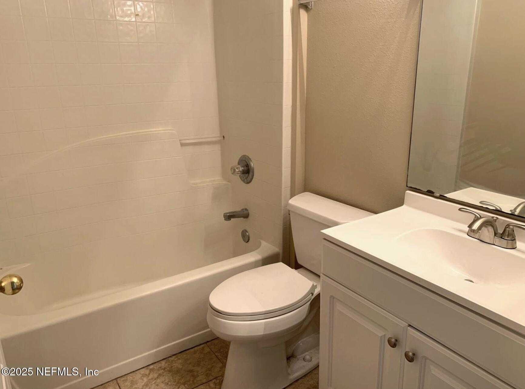 2698 R S Bailey Drive Jacksonville, FL 32246 - Photo 14 of 18 Guest Bathroom