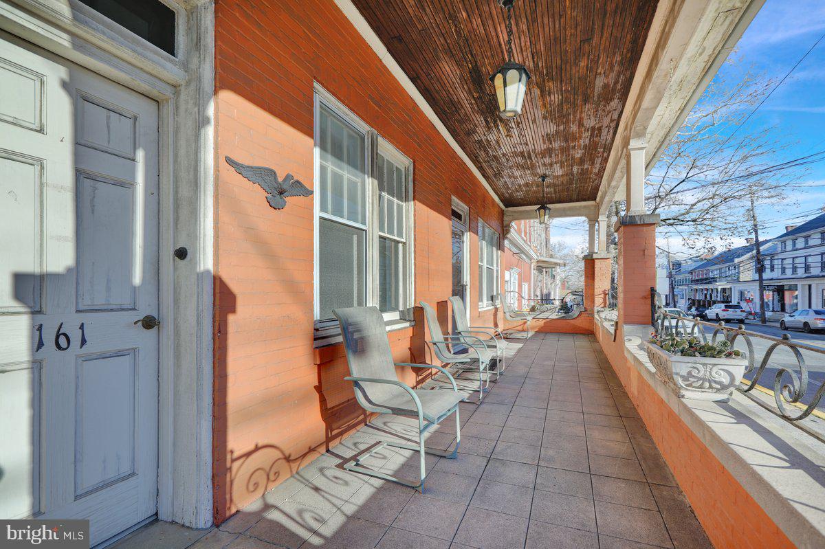 161 West High Street Womelsdorf, PA 19567 - Photo 5 of 37