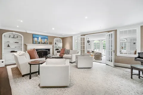 $5,995,000 | 64 Albion Road, Wellesley, MA 02481