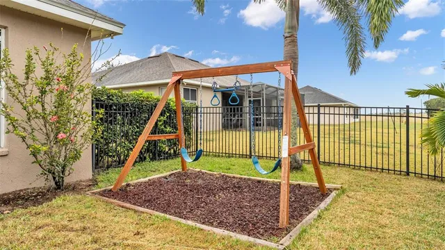 $499,999 | 227 Viola Drive, Auburndale, FL 33823