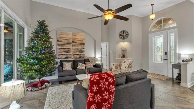 $499,999 | 227 Viola Drive, Auburndale, FL 33823