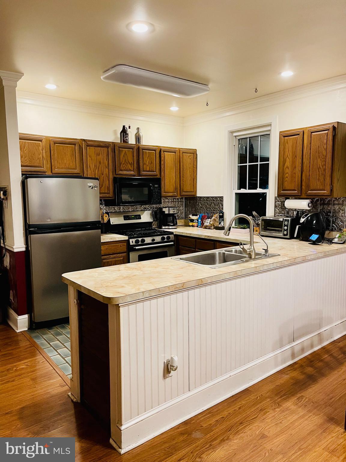 407 South Warwick Road Magnolia, NJ 08049 - Photo 13 of 18 Kitchen