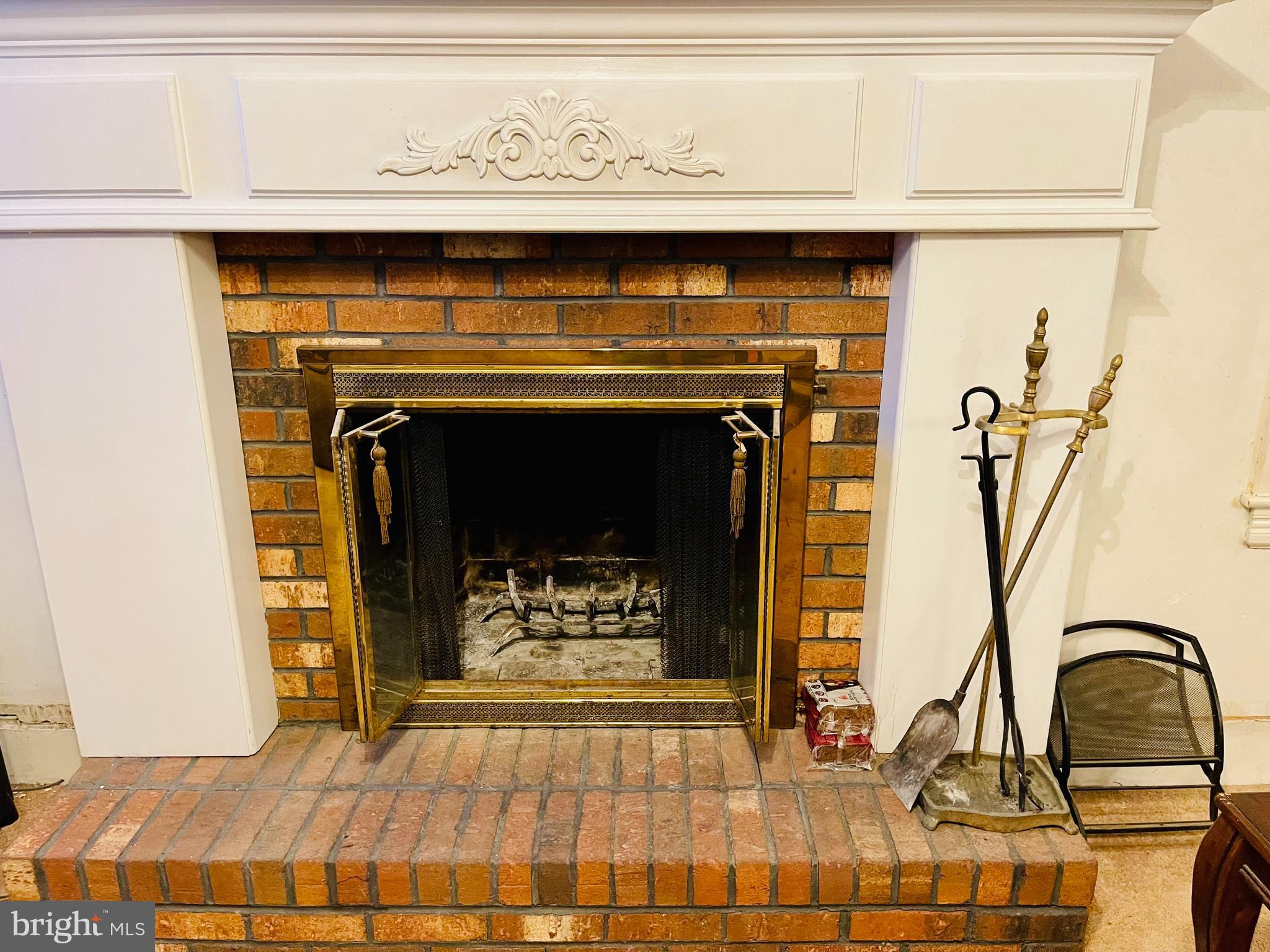 407 South Warwick Road Magnolia, NJ 08049 - Photo 8 of 18 Fireplace