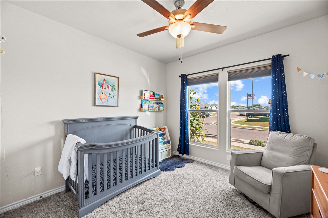 9222 Murdock Drive Corpus Christi, TX 78410 - Photo 21 of 29 Front Bedroom