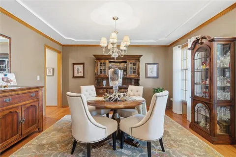 $445,000 | 8641 Greenwood Lane, Lenexa, KS 66215