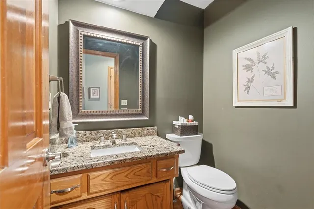 $445,000 | 8641 Greenwood Lane, Lenexa, KS 66215