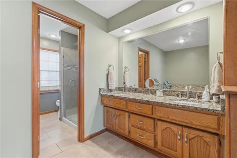 $445,000 | 8641 Greenwood Lane, Lenexa, KS 66215