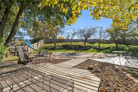 $445,000 | 8641 Greenwood Lane, Lenexa, KS 66215