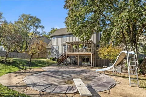 $445,000 | 8641 Greenwood Lane, Lenexa, KS 66215