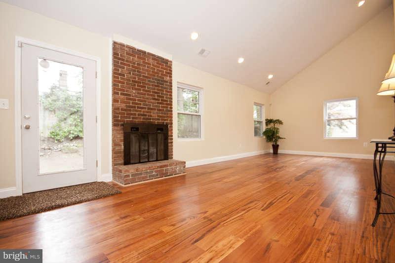 1844 Ralston Place Crofton, MD 21114 - Photo 13 of 30 Family Room