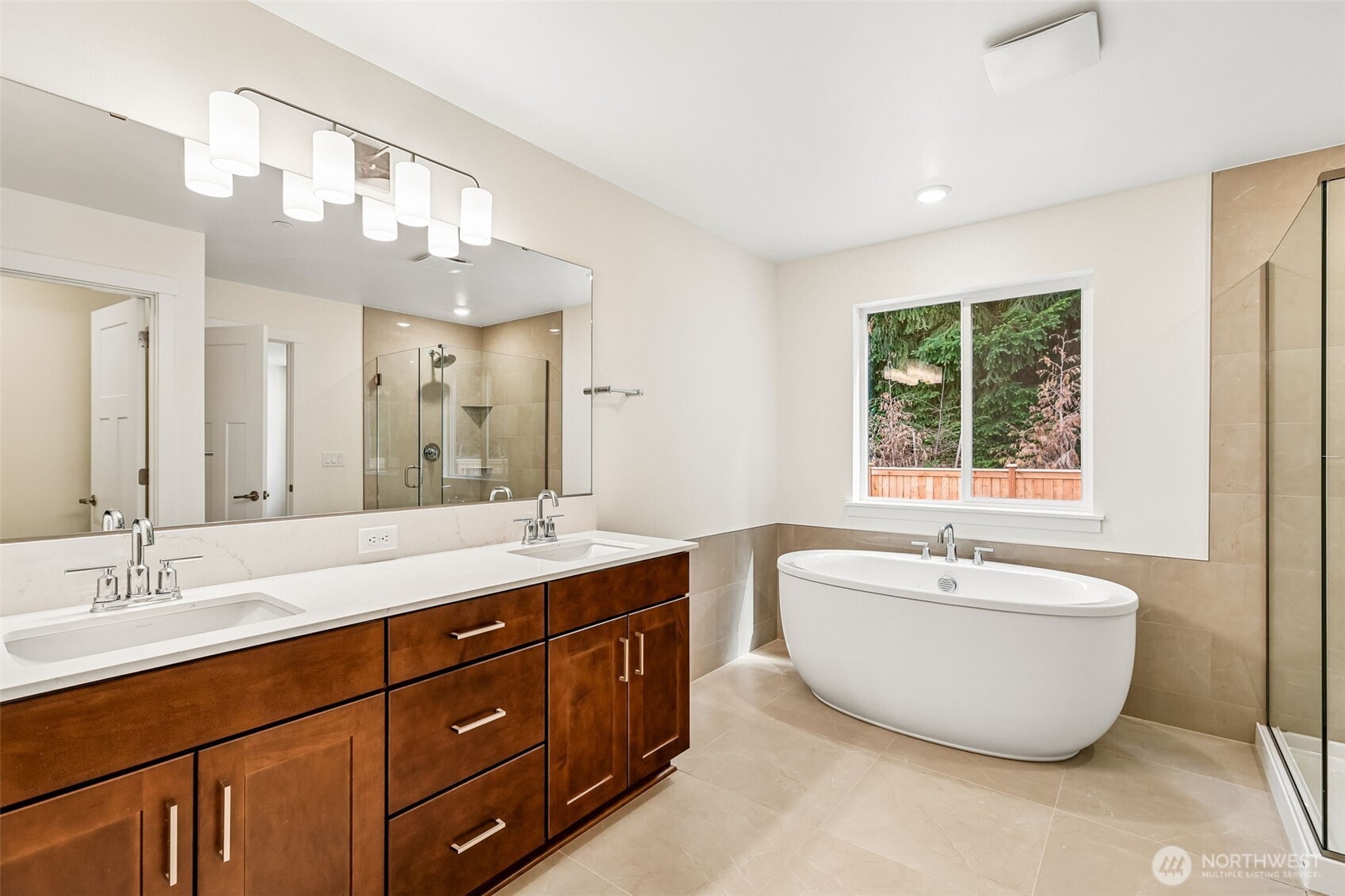 24323 13 Avenue Southeast, Unit CR20 Bothell, WA 98021 - Photo 30 of 39