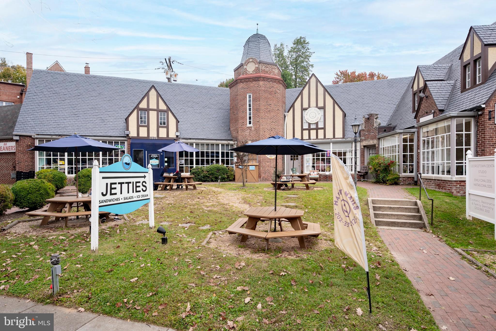 1611 45th Street Northwest Washington, DC 20007 - Photo 47 of 53 Walking Path to Jettie's!