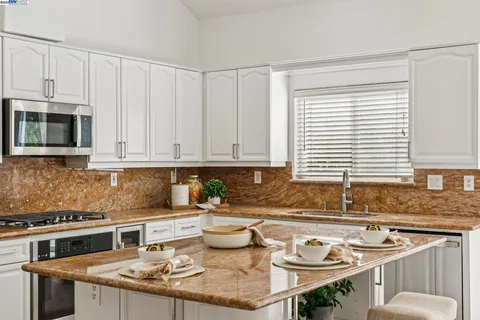 $1,795,000 | 5603 Highcrest Court, Pleasanton, CA 94588