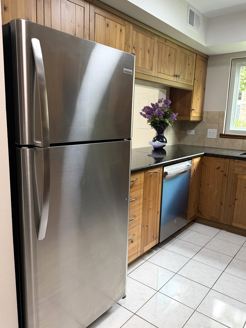 31 Buckingham Lane, Unit 31 Buffalo Grove, IL 60089 - Photo 9 of 21