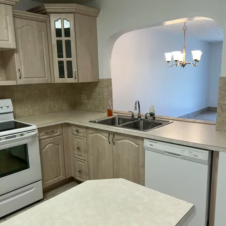 $1,600 | 2302 Sunrise Fort, Unit 3201, Fort Pierce, FL 34982