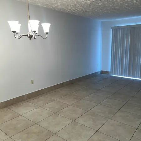 $1,600 | 2302 Sunrise Fort, Unit 3201, Fort Pierce, FL 34982