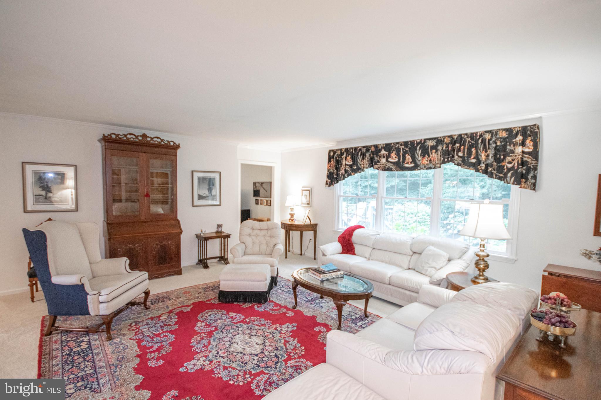 3881 5 Friars Road Salisbury, MD 21804 - Photo 8 of 44 Living room