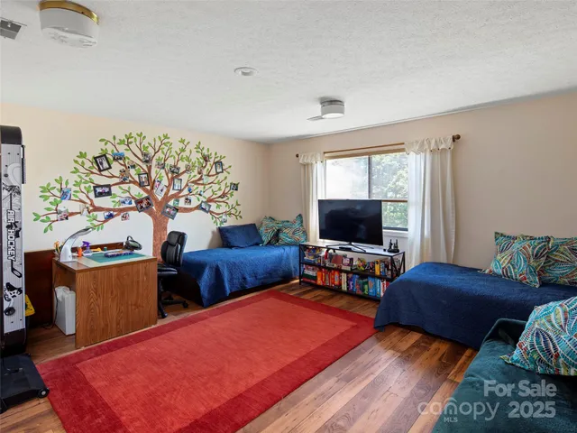 $595,000 | 167 Country Ridge Road, Laurel Park, NC 28739