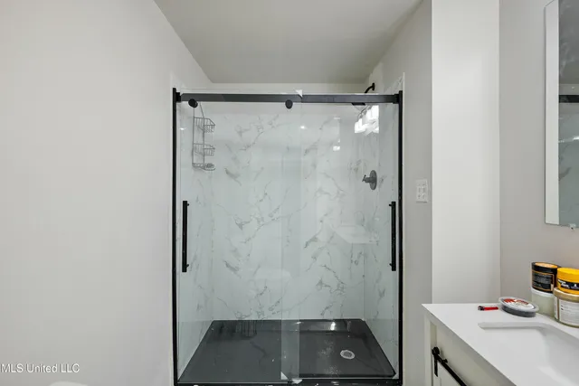 $170,000 | 5726 Fernwood Drive, Jackson, MS 39206