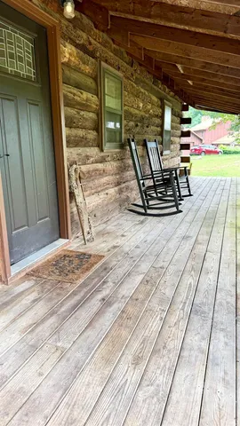 $277,900 | 18 Oak Tree Lane, Springville, IN 47462